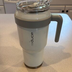 Reduce 40oz Gray and White Travel Mug with Handle